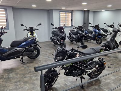 WhatsApp-Image-2023-01-31-at-13.17.39-1-400x300 Sobre nosotros